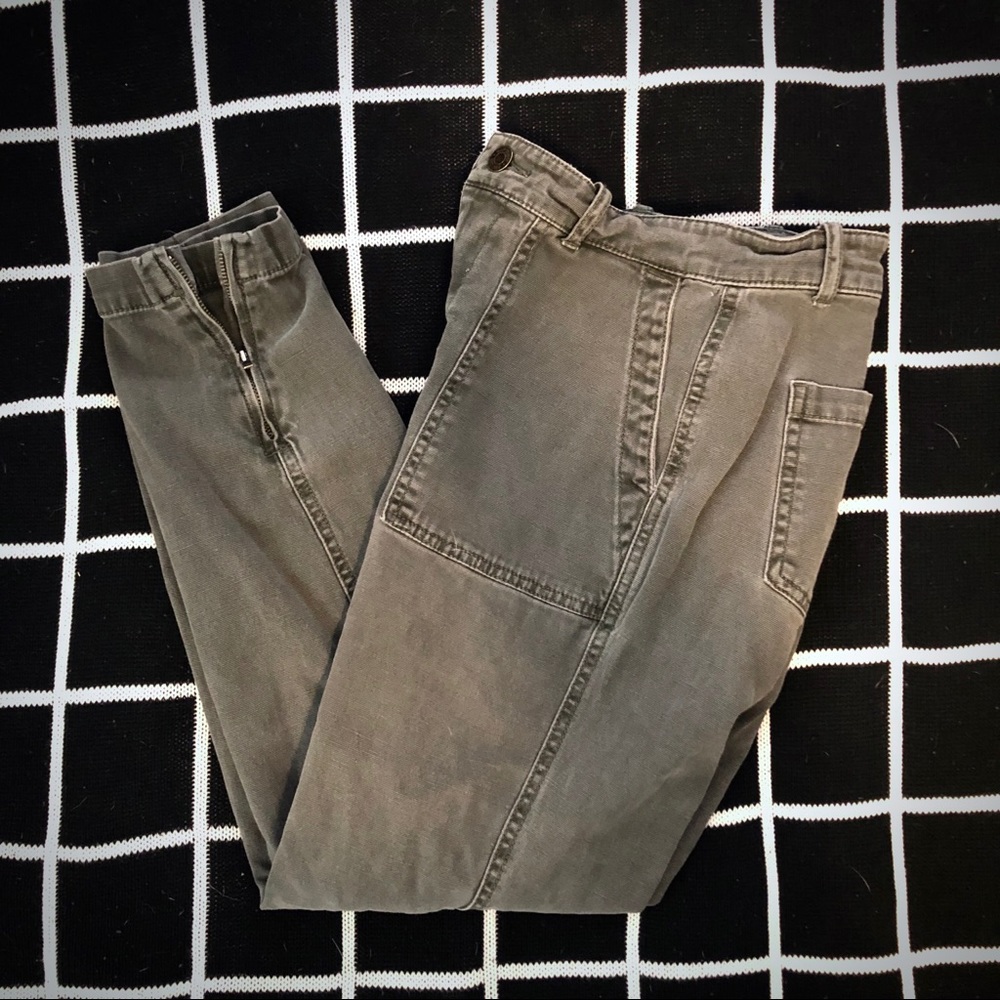 Green denim skinny pants